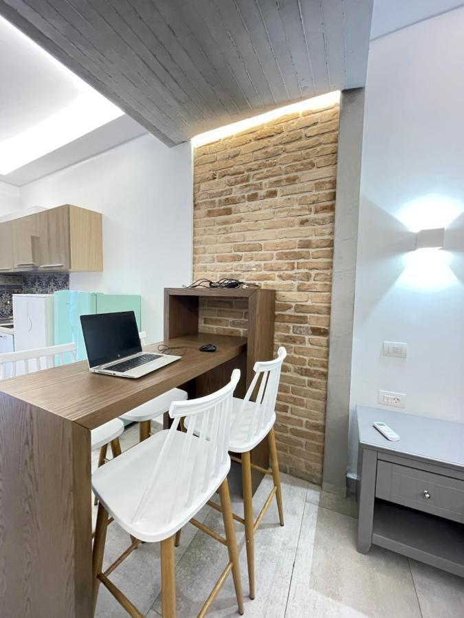 Carezza Apartments Preveza Esterno foto