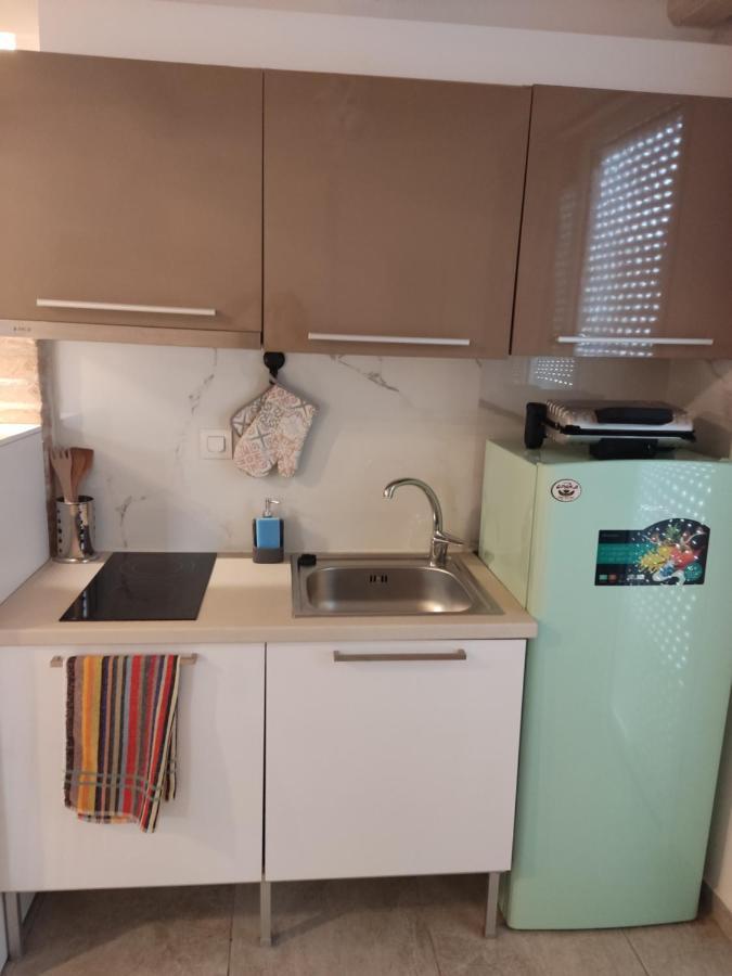 Carezza Apartments Preveza Esterno foto